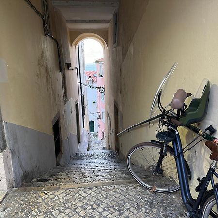 Alfama Heart For Two Apartment Lisbon Bagian luar foto