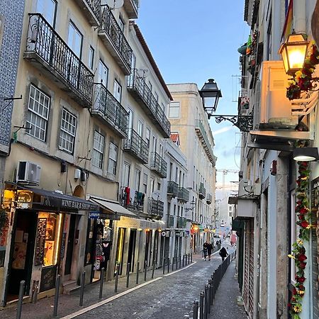 Alfama Heart For Two Apartment Lisbon Bagian luar foto