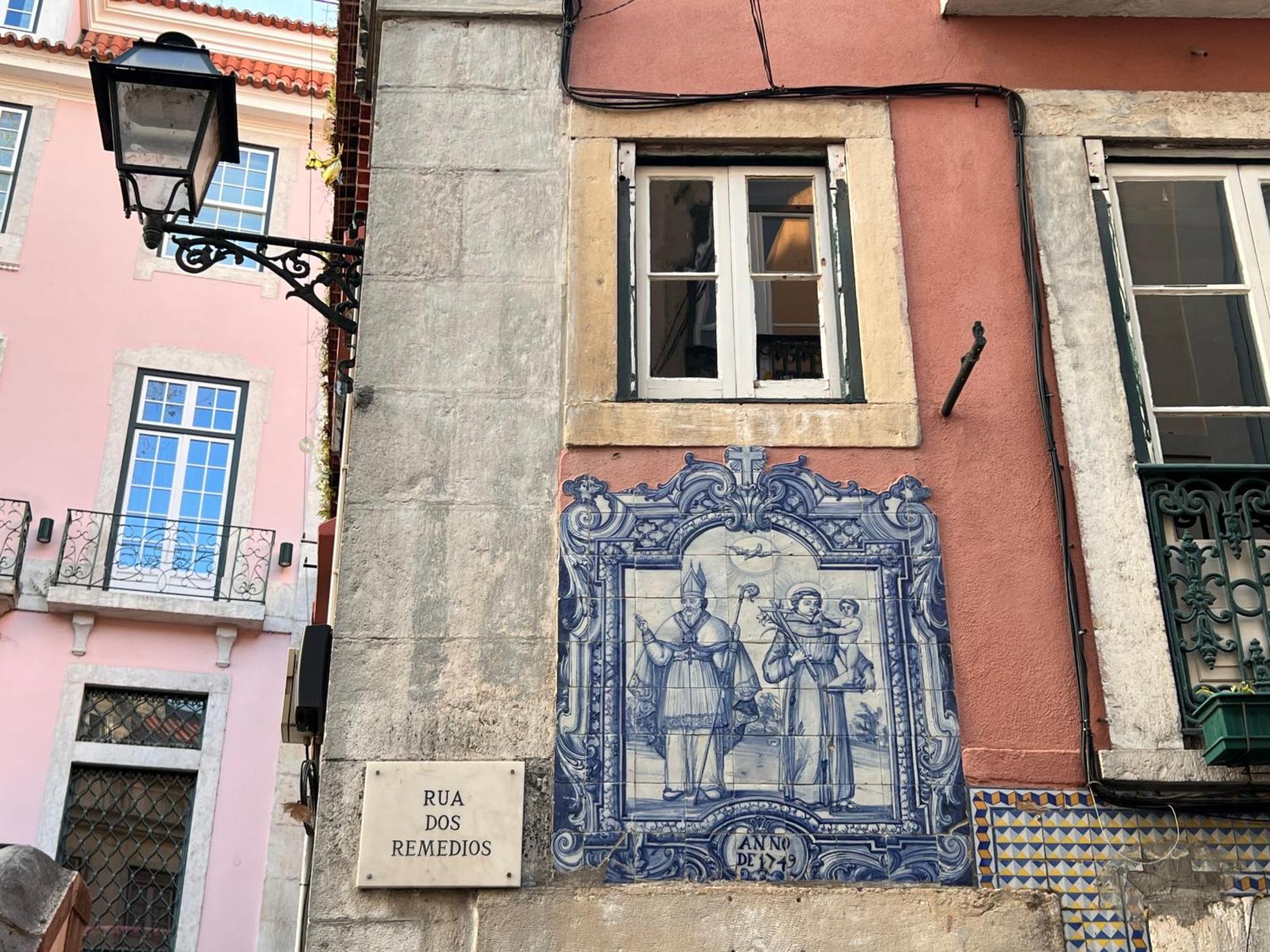 Alfama Heart For Two Apartment Lisbon Bagian luar foto